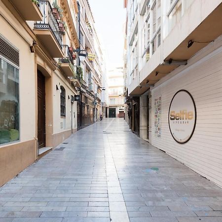 Juan De Padilla Boutique By Nagoa Homes Малага Экстерьер фото